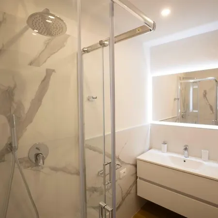 아파트 Center Loft *